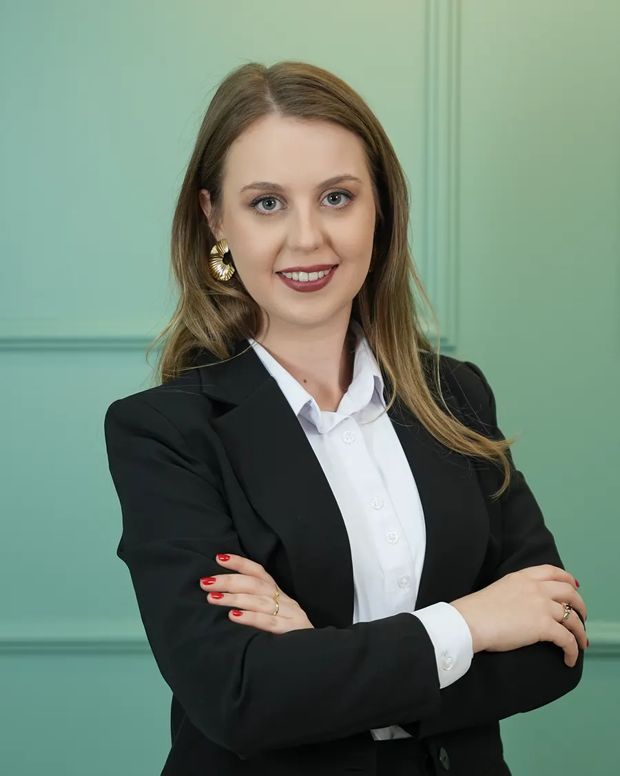 Luíza Klein Haas - Advogada especialista em Direito Civil, Direito do Agronegócio, Direito Ambiental